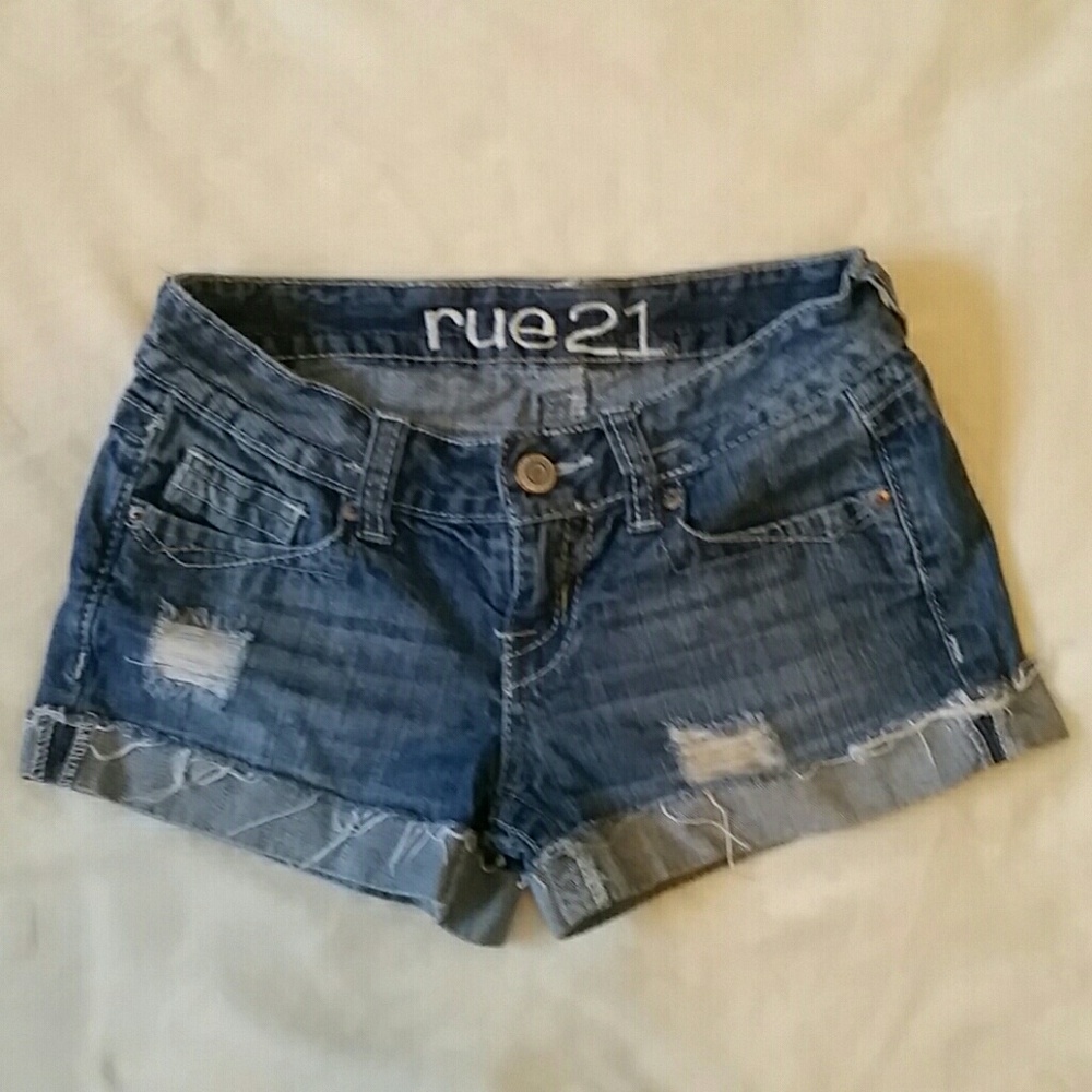 Rue 21 shorts sz 1 / 2